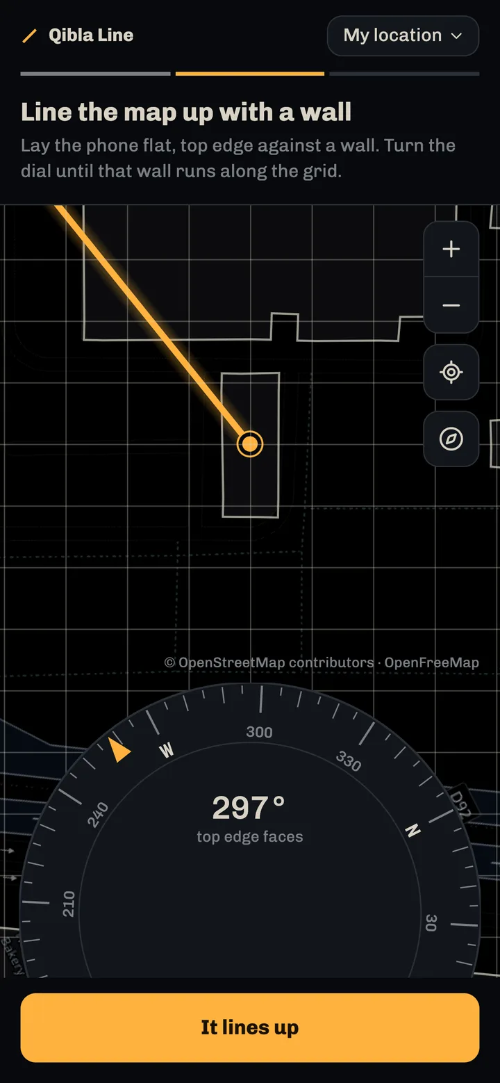 The Line up screen: the map turned to 297 degrees on the dial, with a grid over the buildings